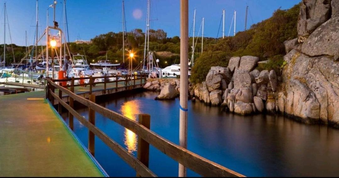 Bed and Breakfast Relais Du Port Santa Teresa Gallura Exterior foto